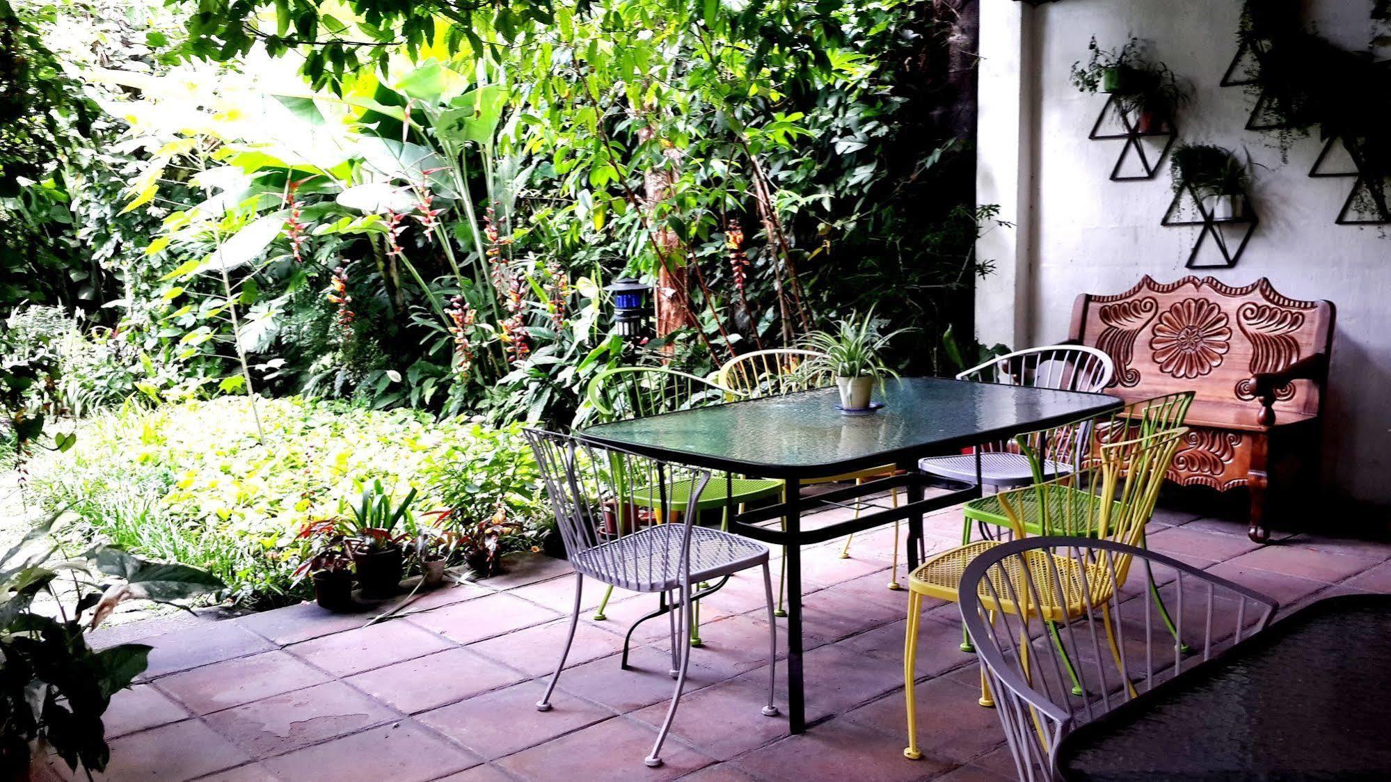 Hotel Arbol De Fuego Eco-hotel San Salvador